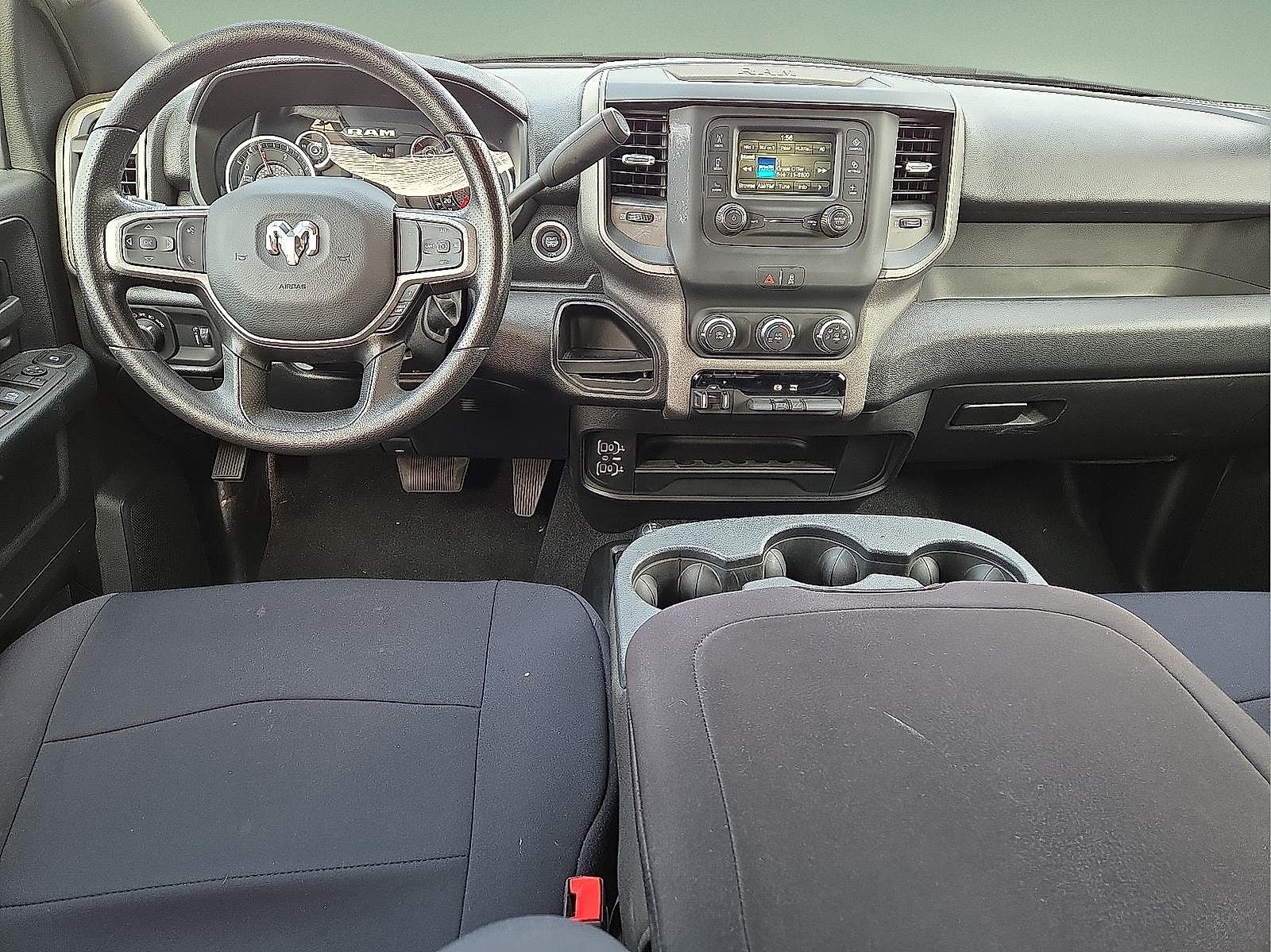 2024 RAM 3500 Tradesman Crew Cab 4x4 6'4' Box