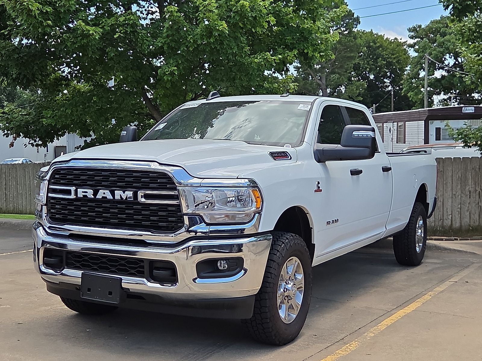 2024 RAM 3500 Big Horn Crew Cab 4x4 8' Box