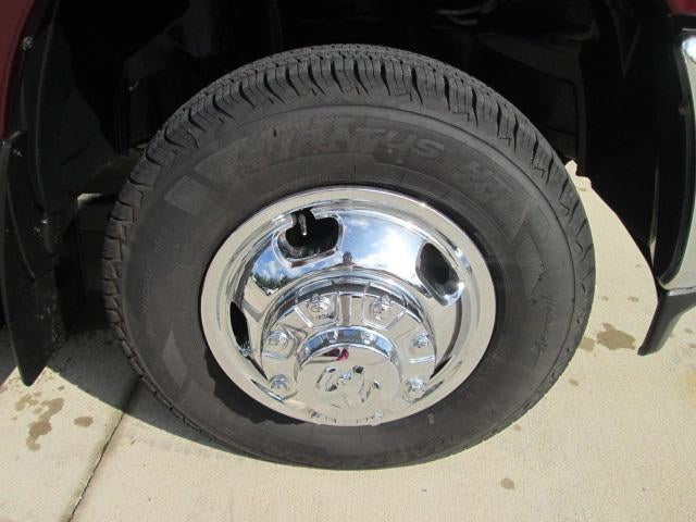 2021 RAM 3500 Big Horn Crew Cab 4x4 8' Box