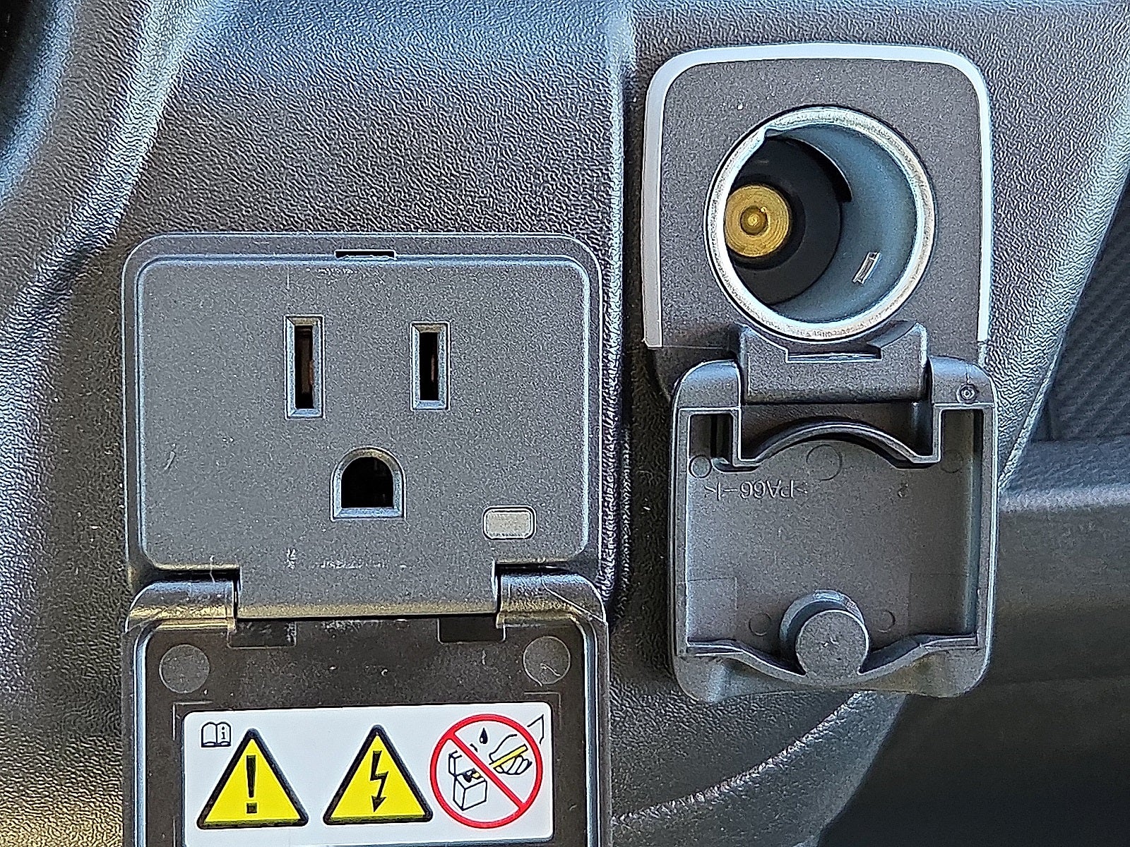 2025 RAM ProMaster 2500 Window Van High Roof 159' WB