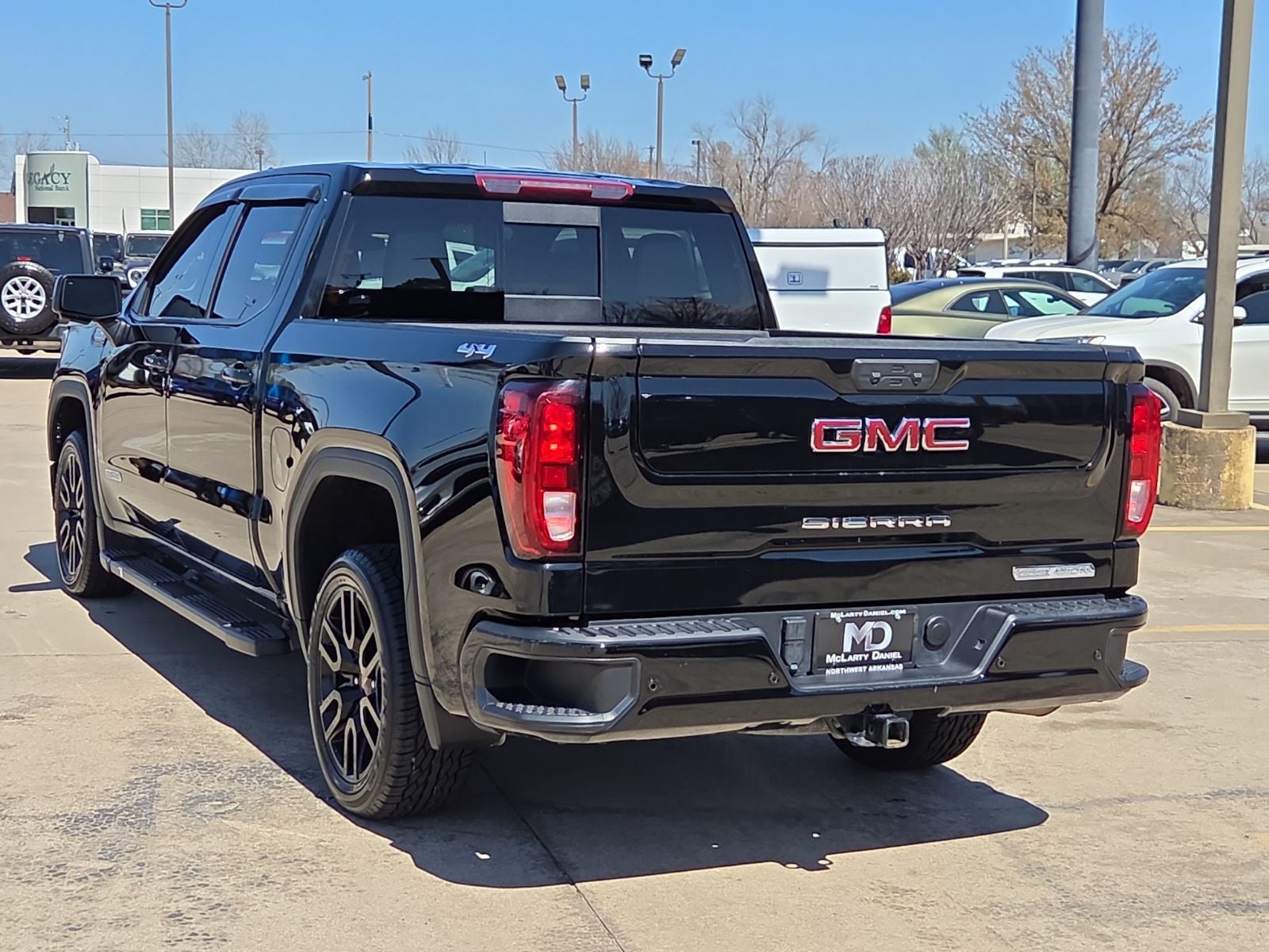 2024 GMC Sierra 1500 4WD Crew Cab Short Box Elevation with 3SB