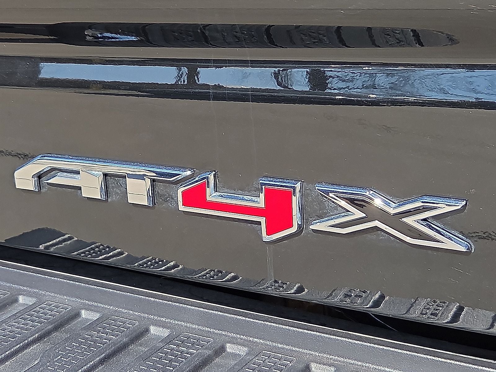 2025 GMC Sierra 1500 4WD Crew Cab Short Box AT4X