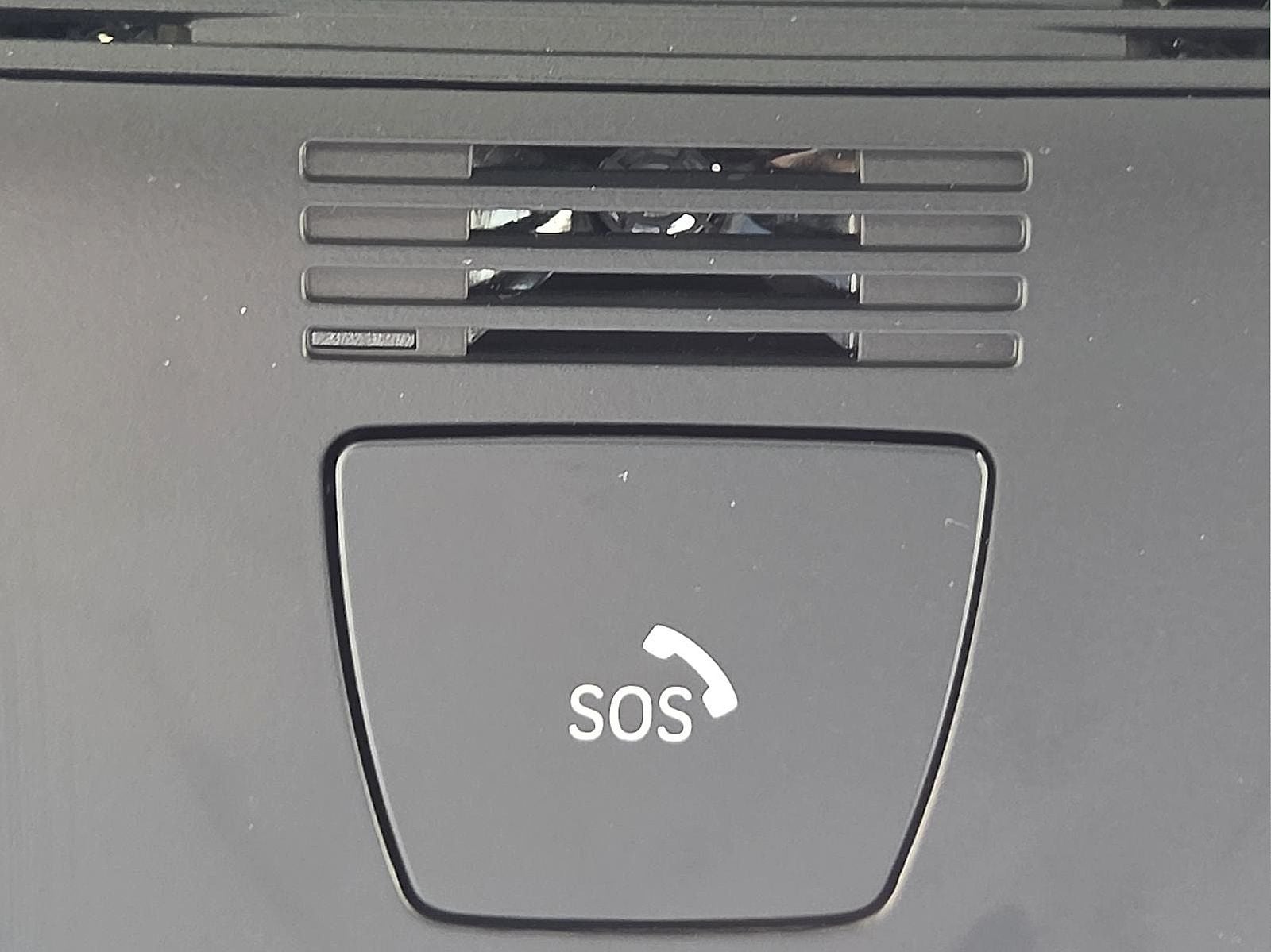 2025 BMW 330i 330i