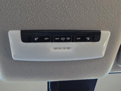 2021 Nissan Versa SR Xtronic CVT