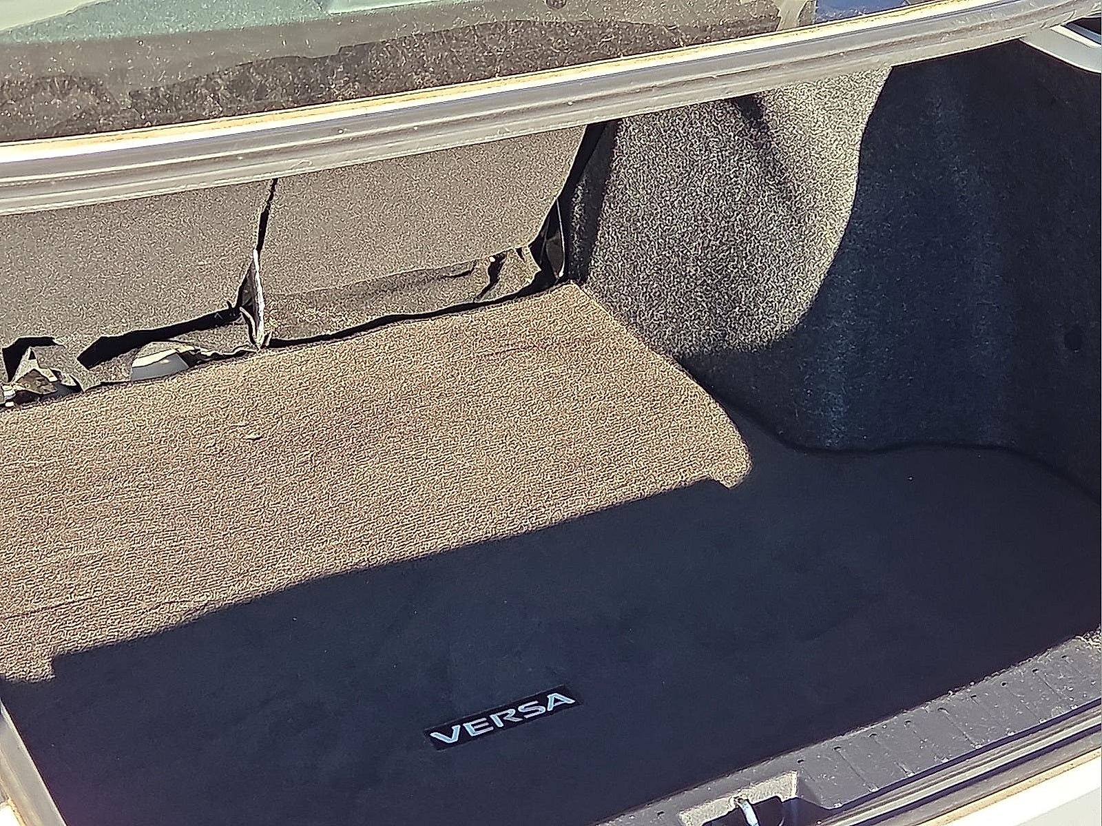 2021 Nissan Versa SR Xtronic CVT