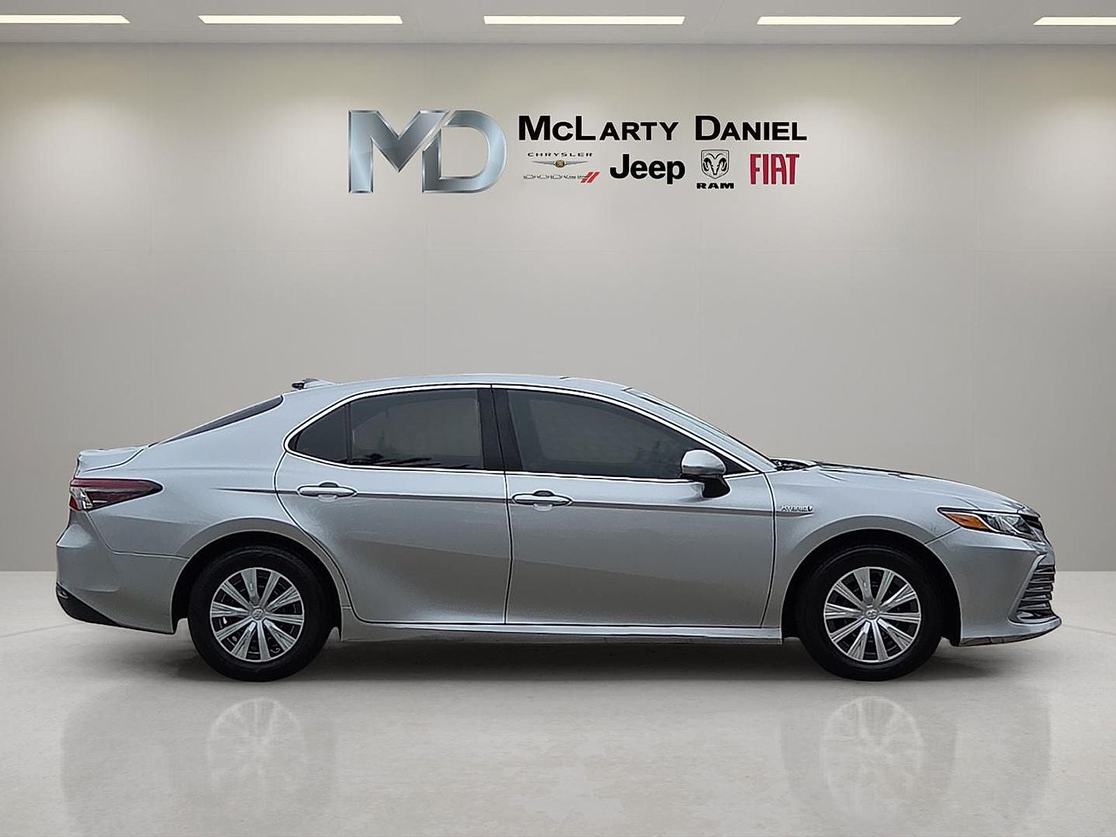2021 Toyota Camry LE Hybrid