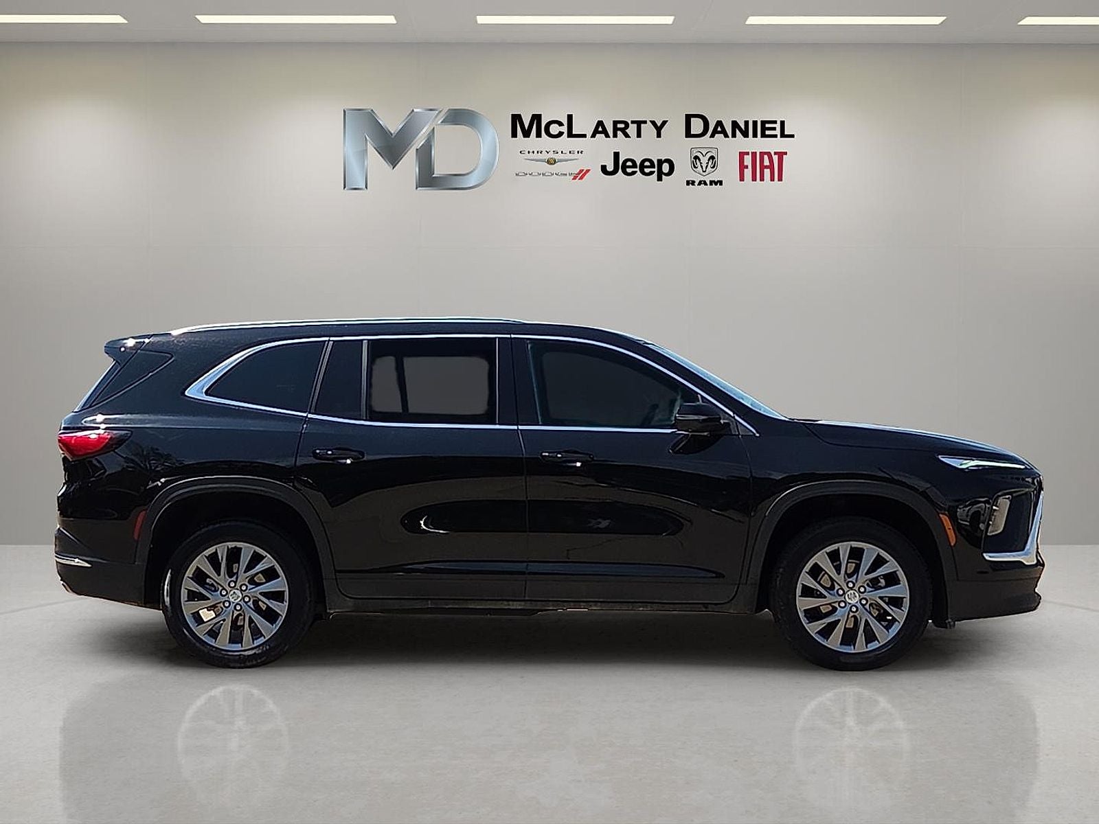2025 Buick Enclave Preferred FWD