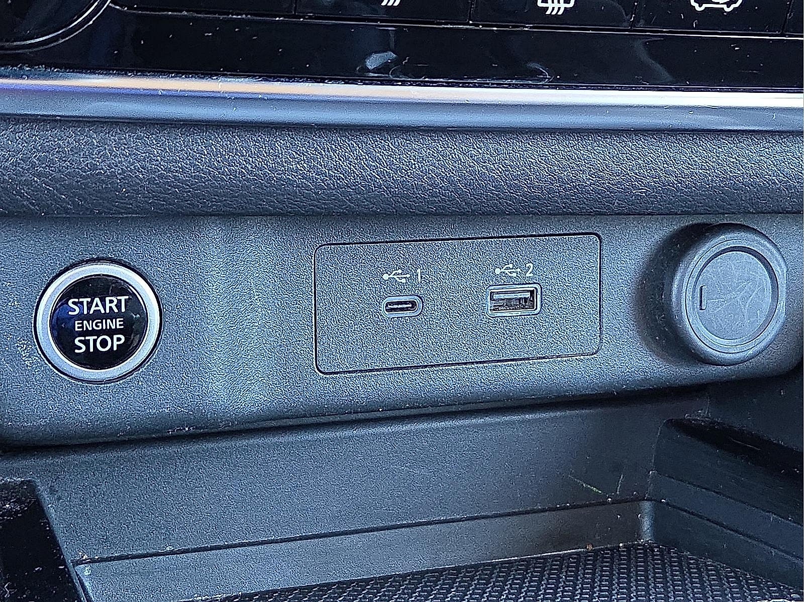 2023 Nissan Rogue S FWD