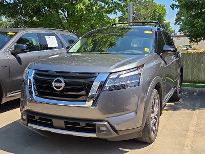2022 Nissan Pathfinder Platinum 4WD