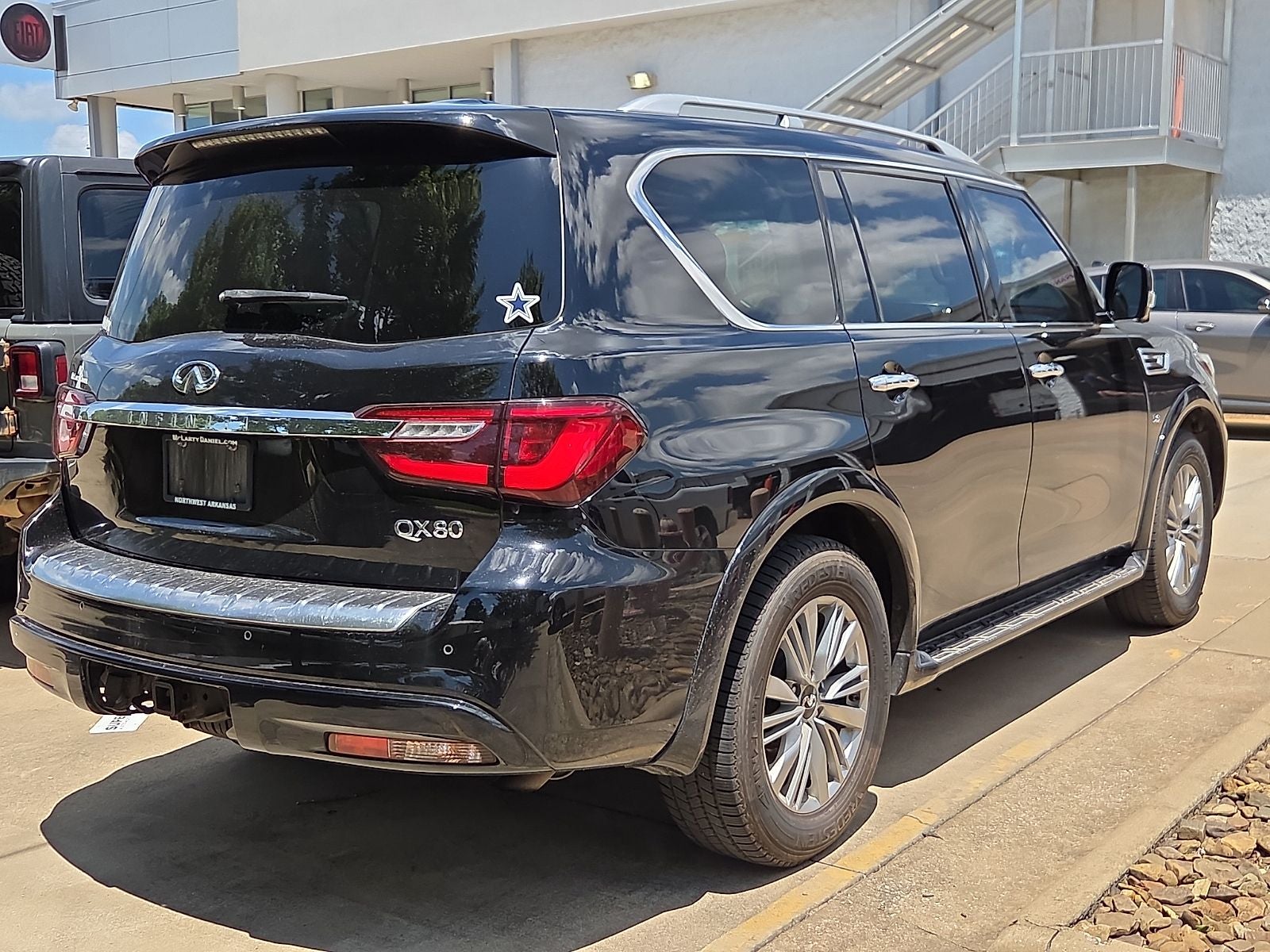 2018 INFINITI QX80 AWD