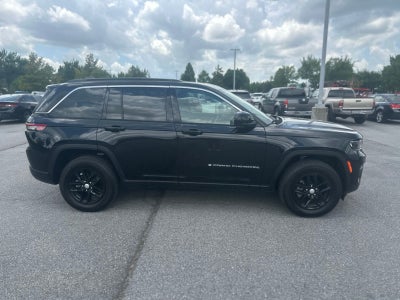 2024 Jeep Grand Cherokee Laredo X