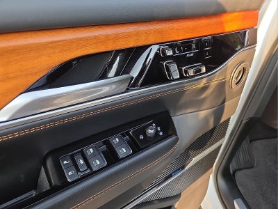 2022 Jeep Grand Wagoneer Series III