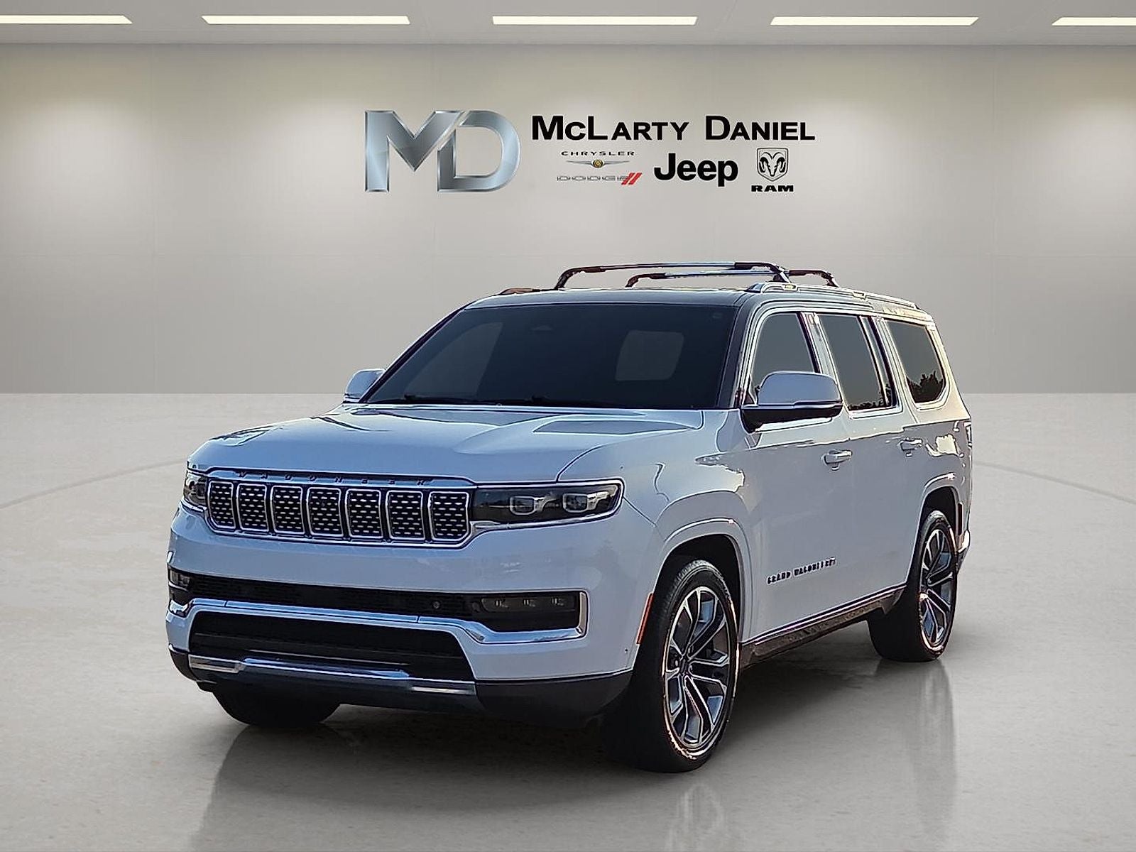 2022 Jeep Grand Wagoneer Series III