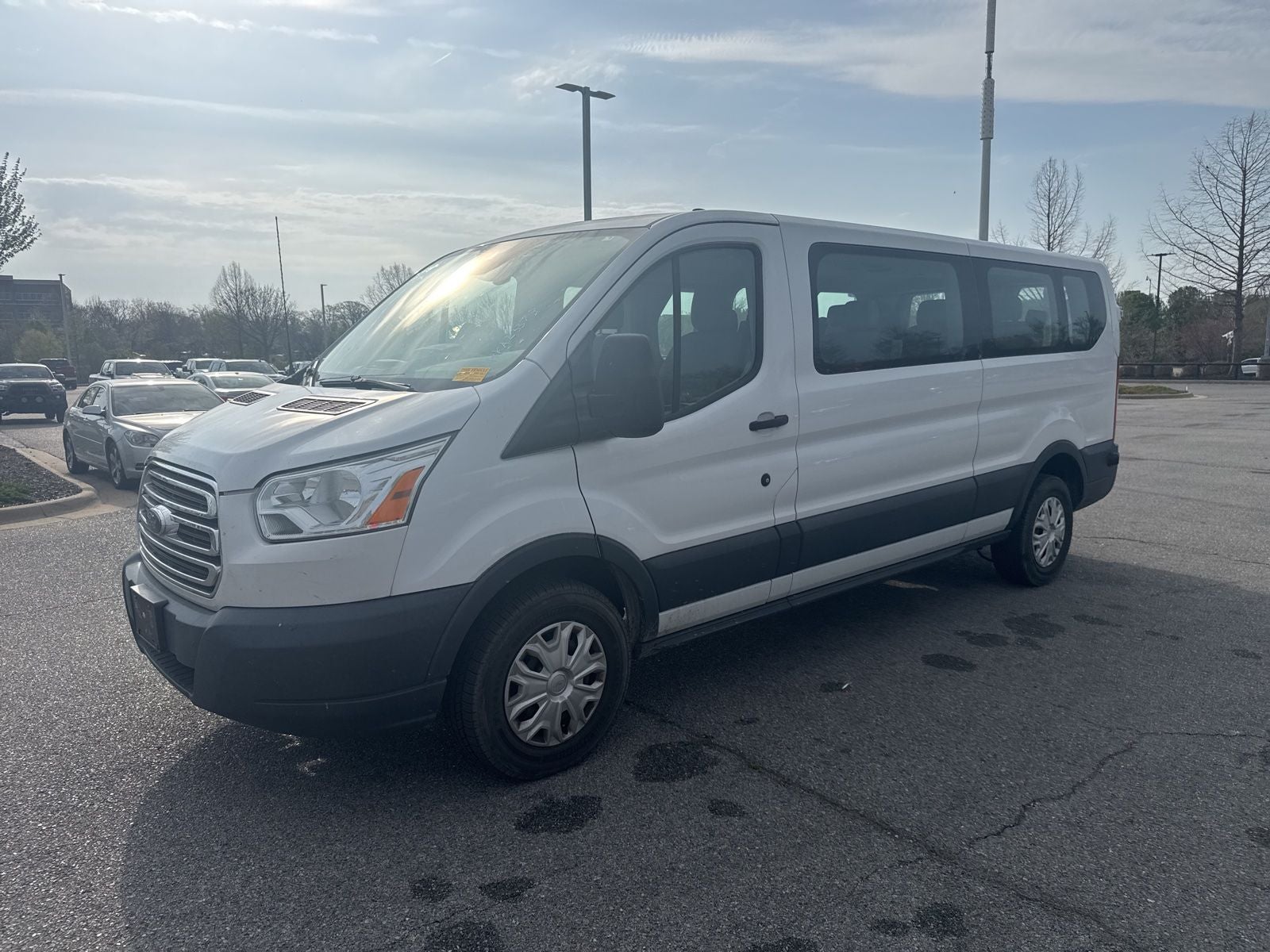 2017 Ford Transit-350 XLT