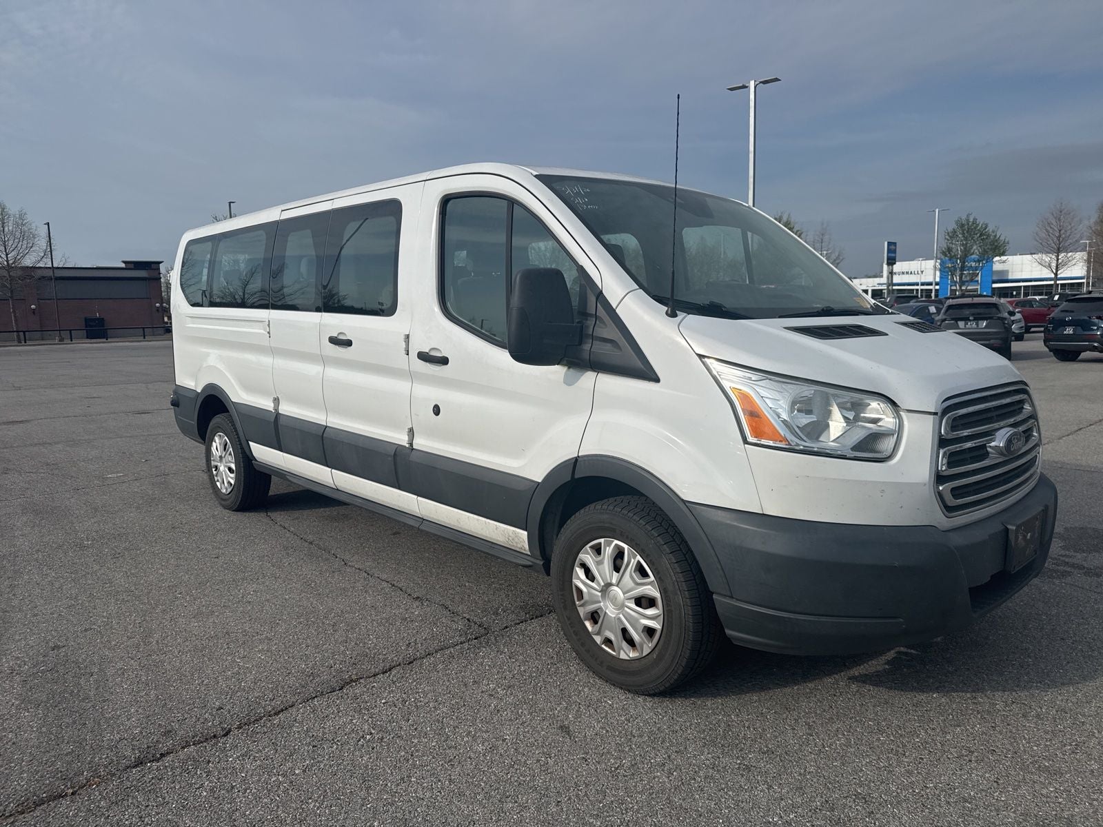 2017 Ford Transit-350 XLT