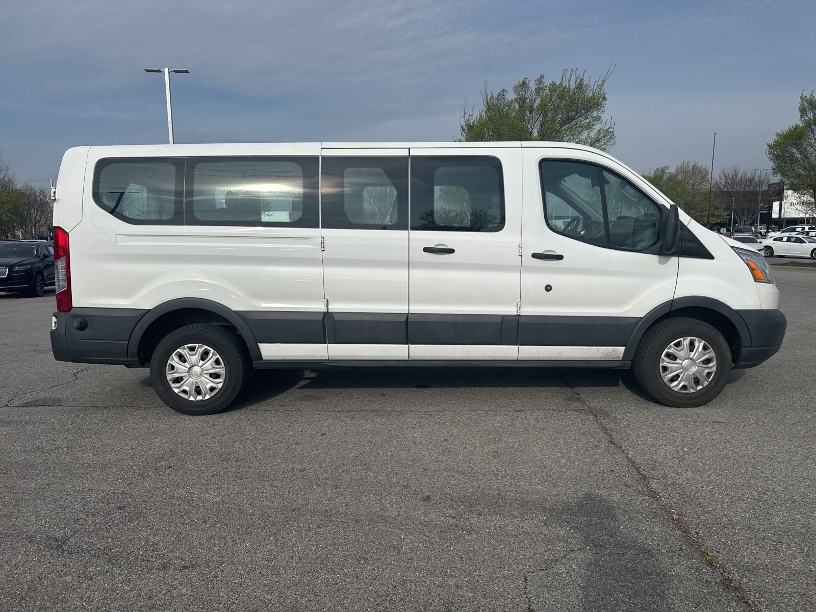 2017 Ford Transit-350 XLT