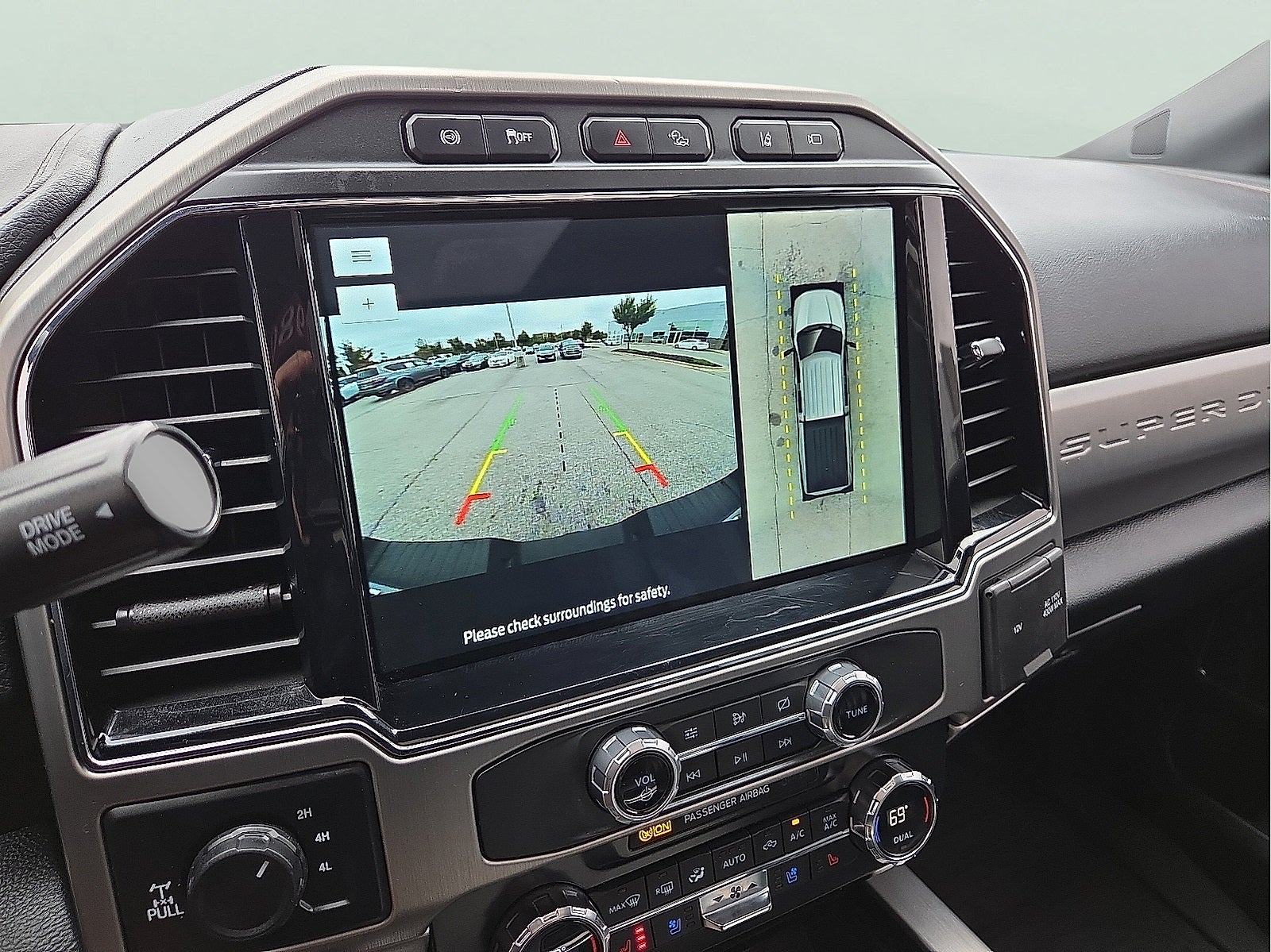 2022 Ford F-350SD Platinum