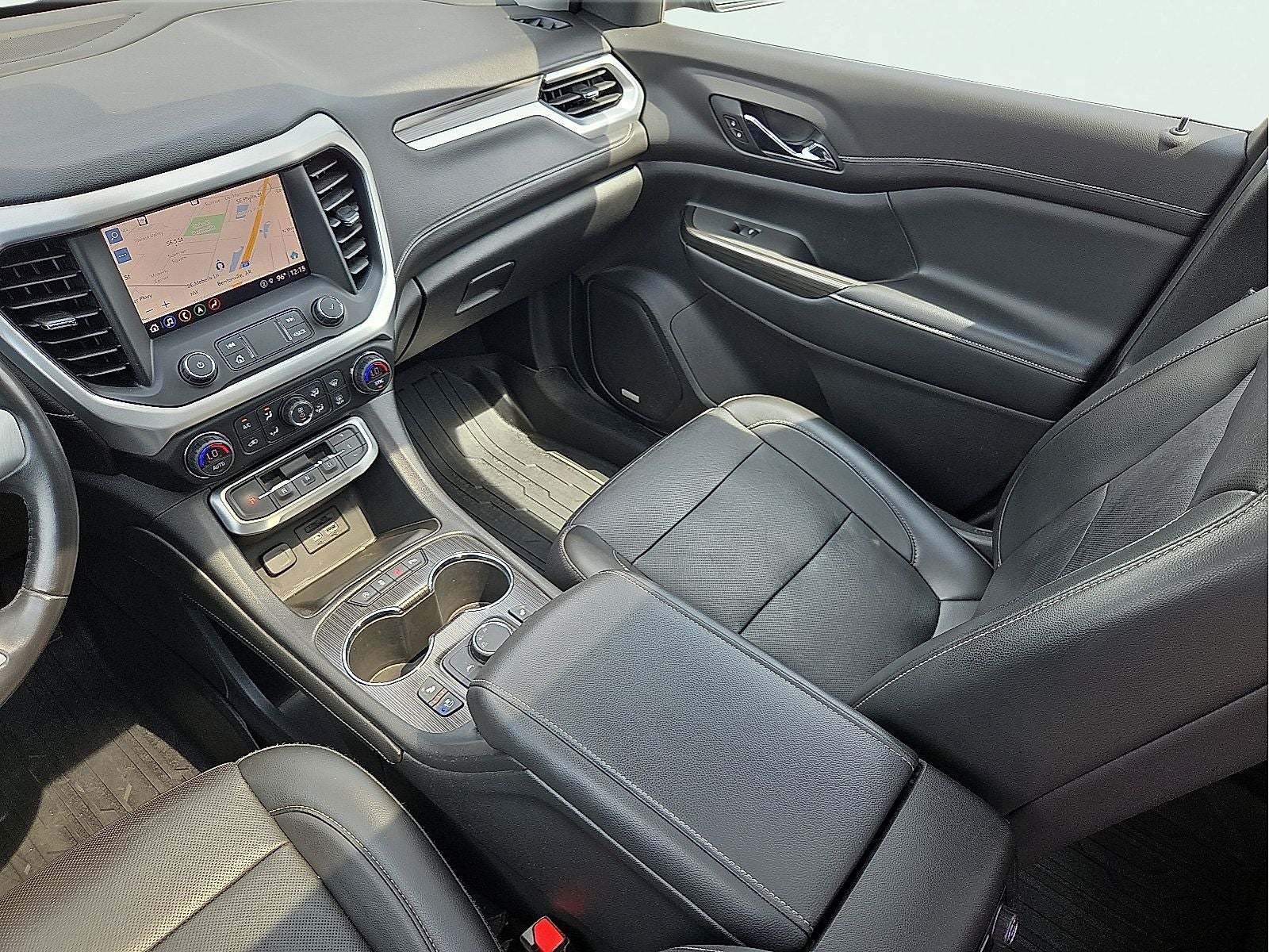 2021 GMC Acadia SLT