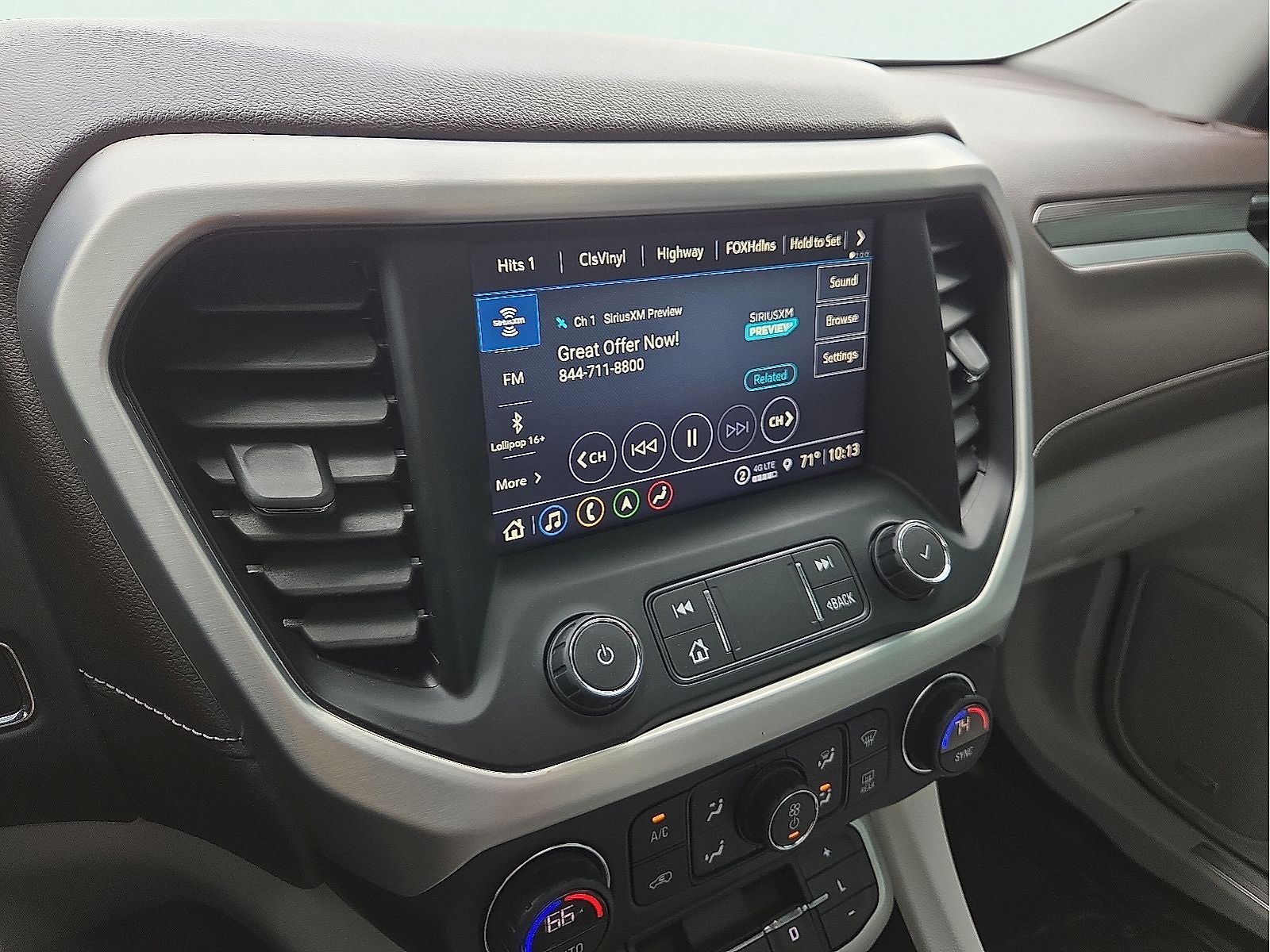 2021 GMC Acadia SLT