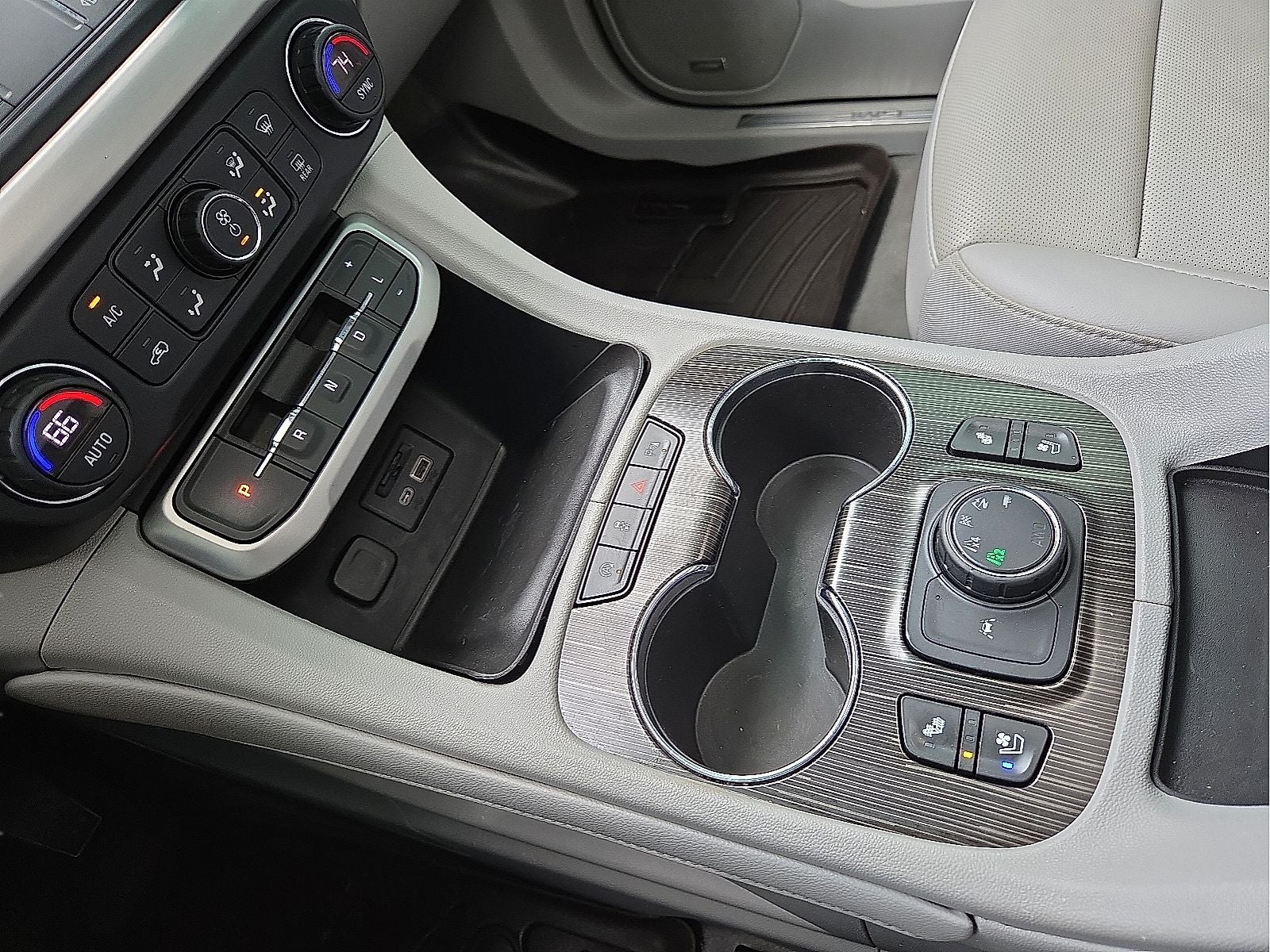 2021 GMC Acadia SLT