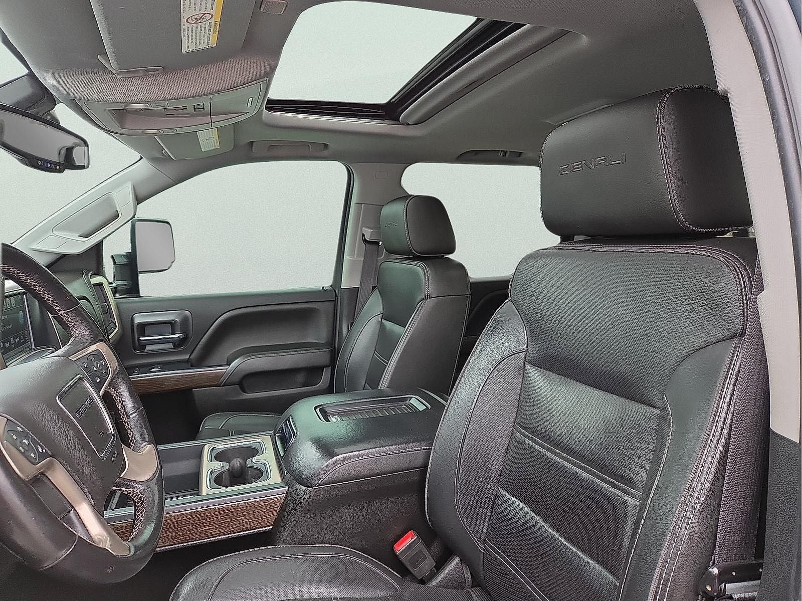 2018 GMC Sierra 2500HD Denali