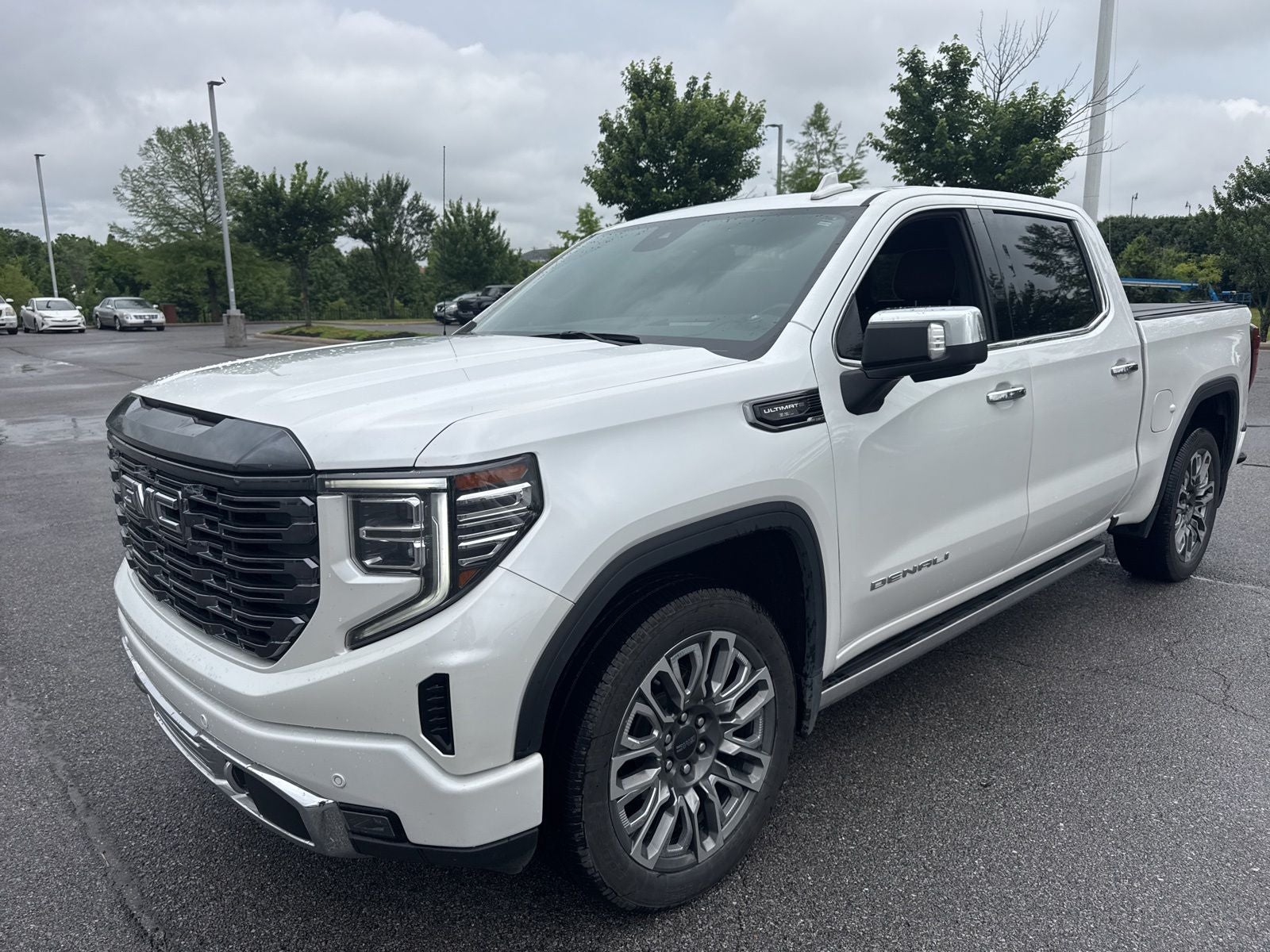 2024 GMC Sierra 4WD Crew Cab Short Box Denali Ultimate's photo