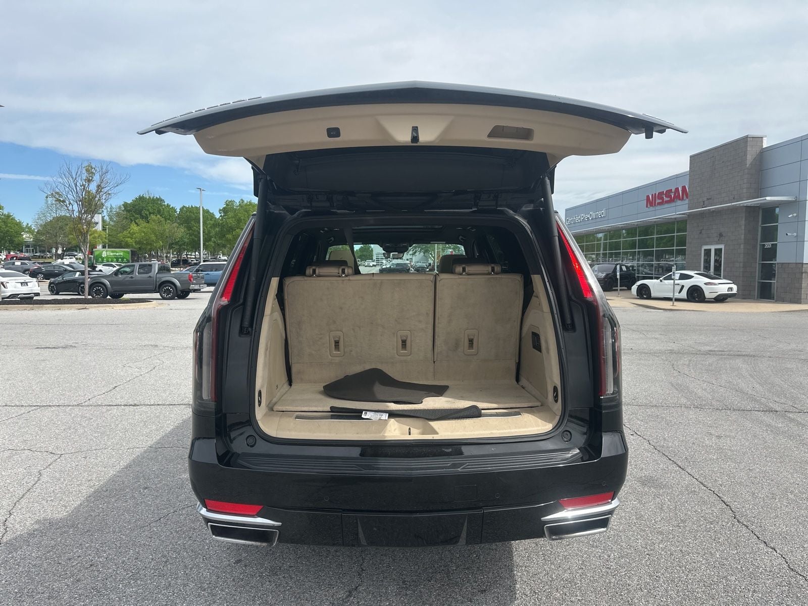 2023 Cadillac Escalade Premium Luxury