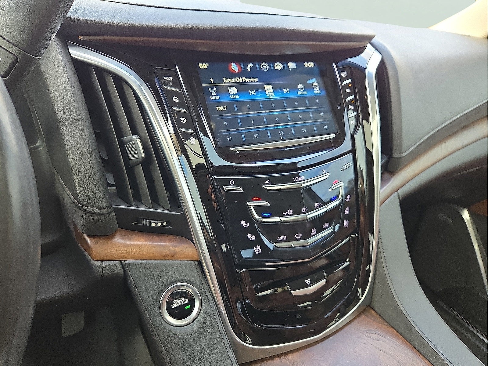 2020 Cadillac Escalade Premium Luxury