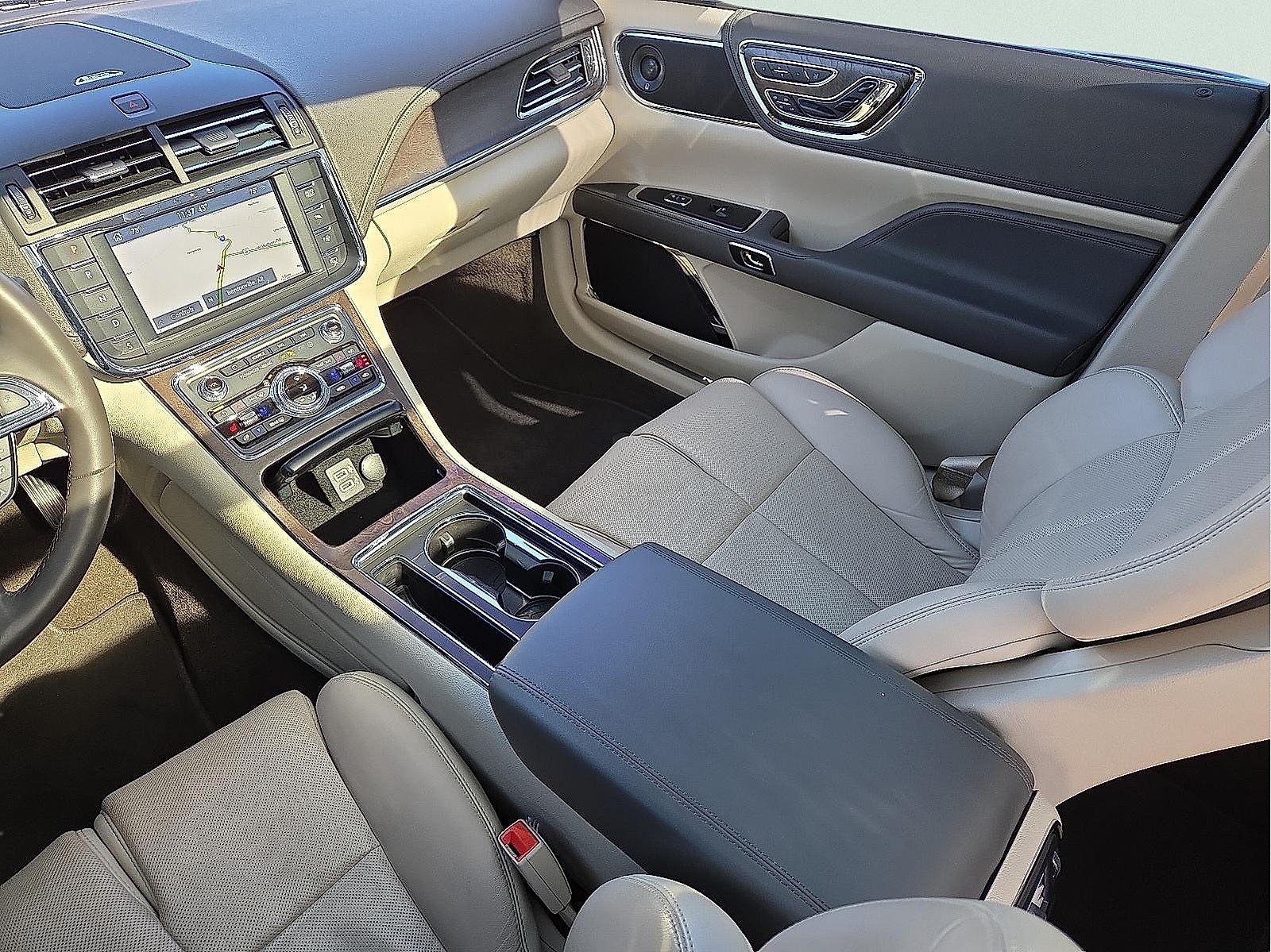 2020 Lincoln Continental Reserve