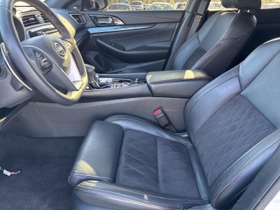 2023 Nissan Maxima SR