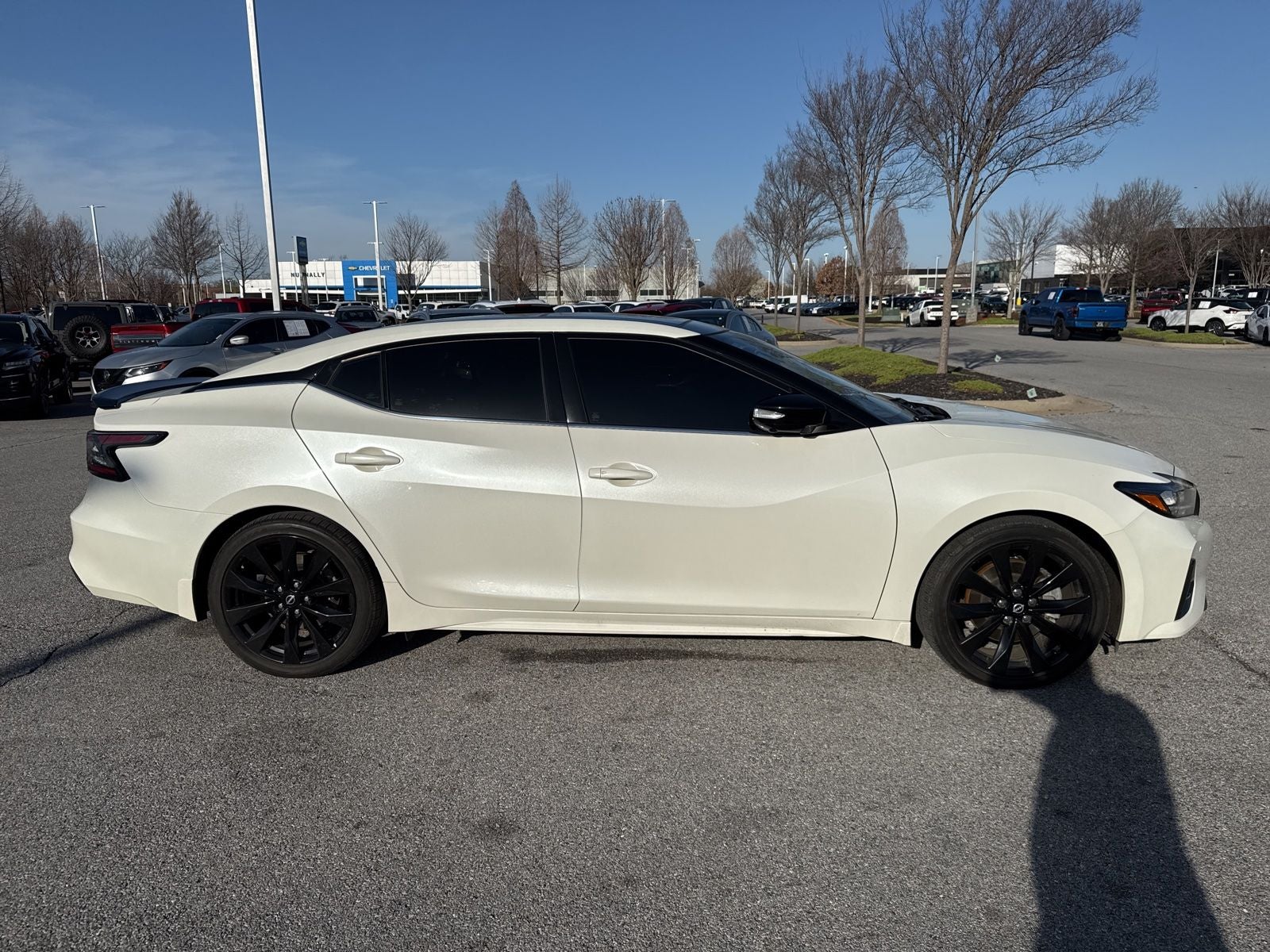 2023 Nissan Maxima SR