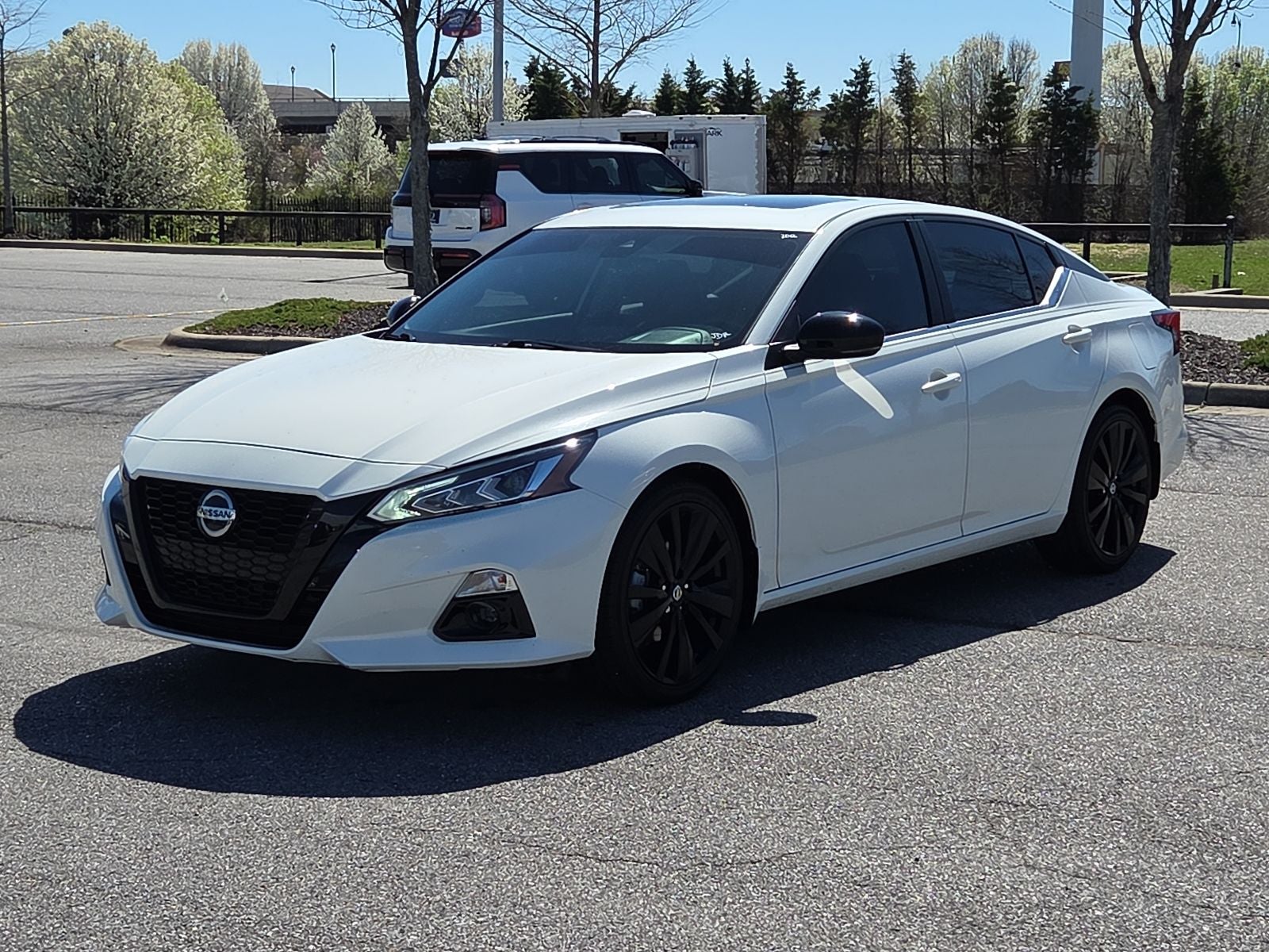 2022 Nissan Altima 2.5 SR