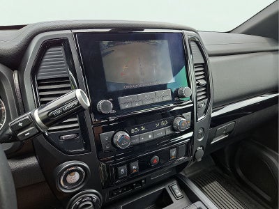 2023 Nissan Titan SV