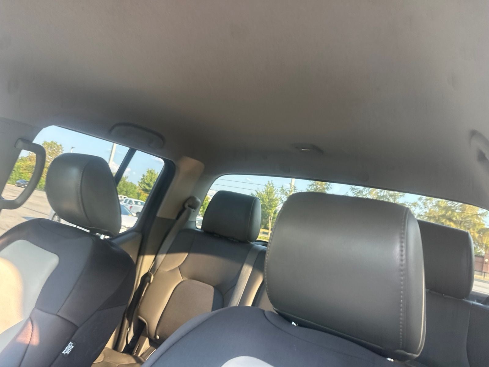 2010 Nissan Frontier LE