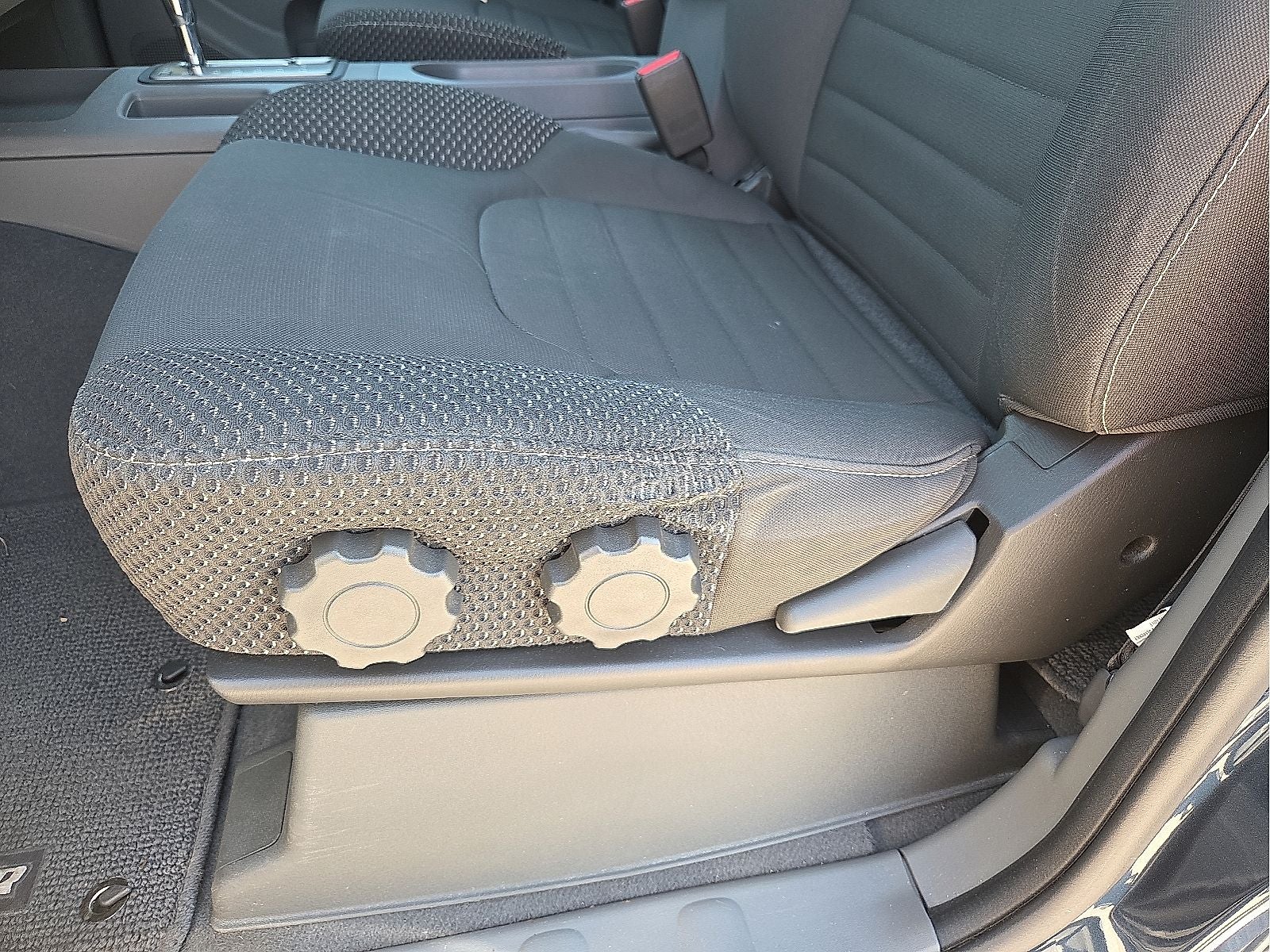 2019 Nissan Frontier Desert Runner