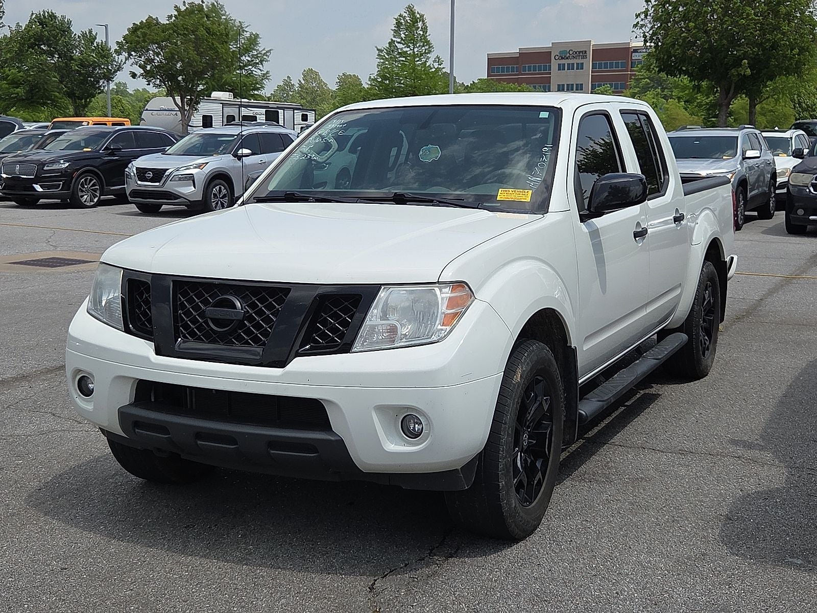 2021 Nissan Frontier SV