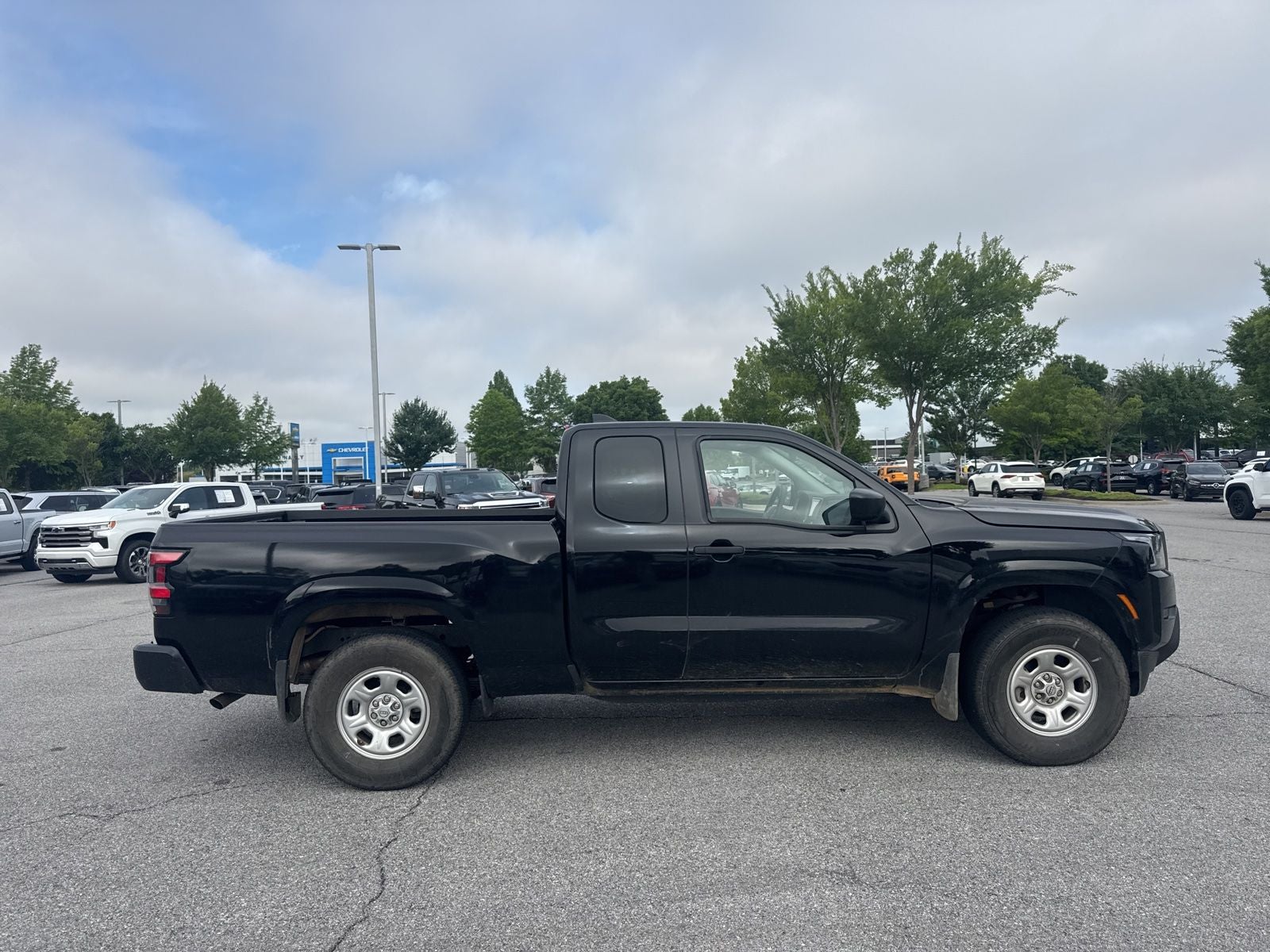 2024 Nissan Frontier S