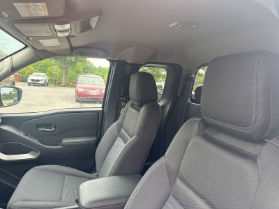 2024 Nissan Frontier SV