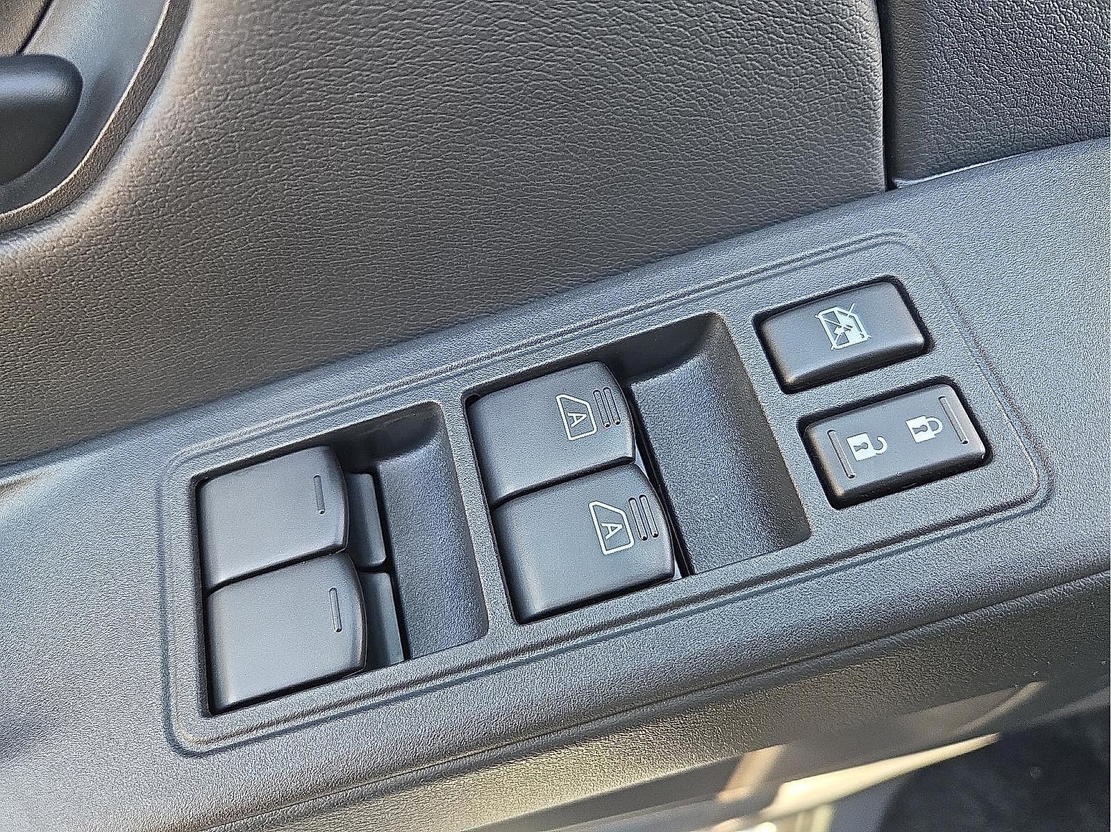 2026 Nissan Frontier Crew Cab S