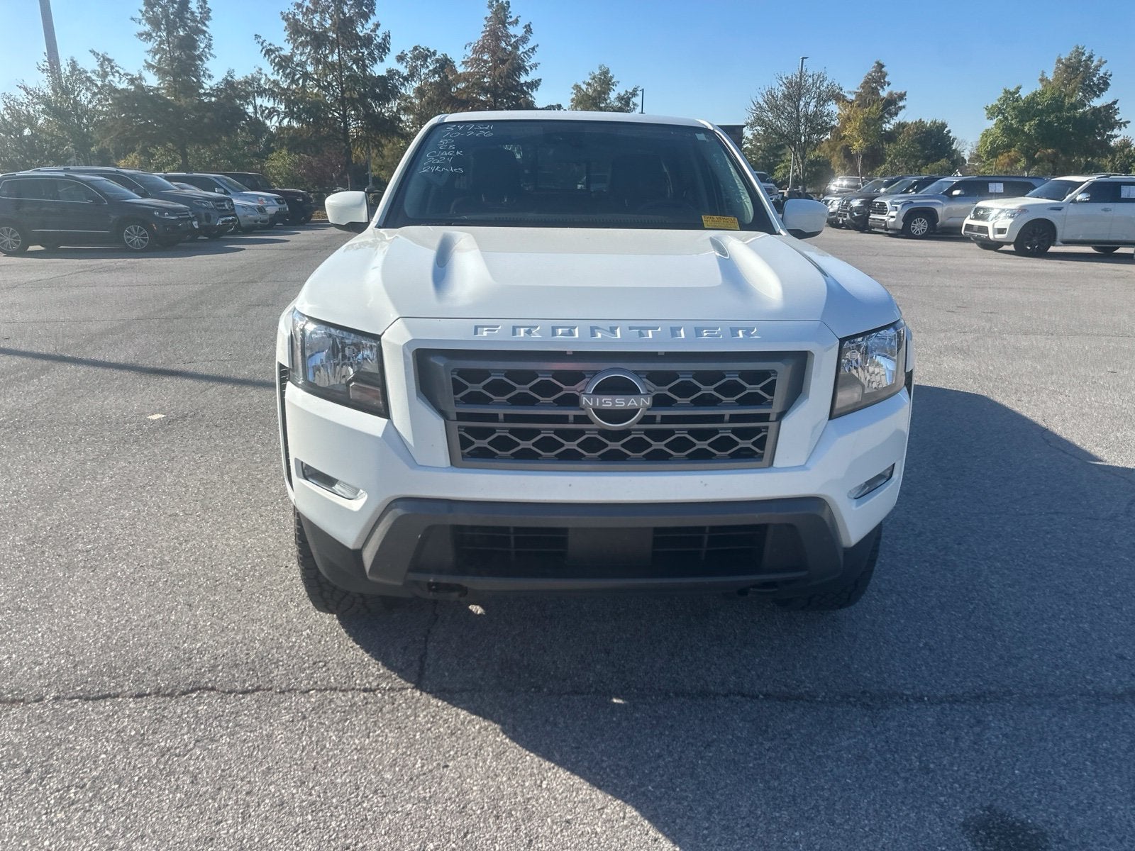 2024 Nissan Frontier SV