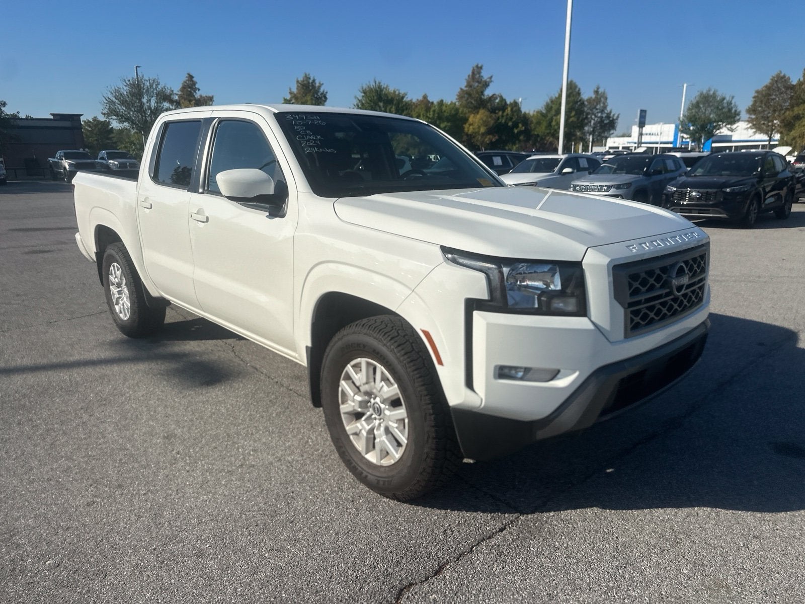 2024 Nissan Frontier SV