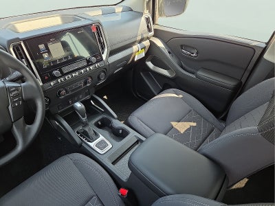 2026 Nissan Frontier Crew Cab SV