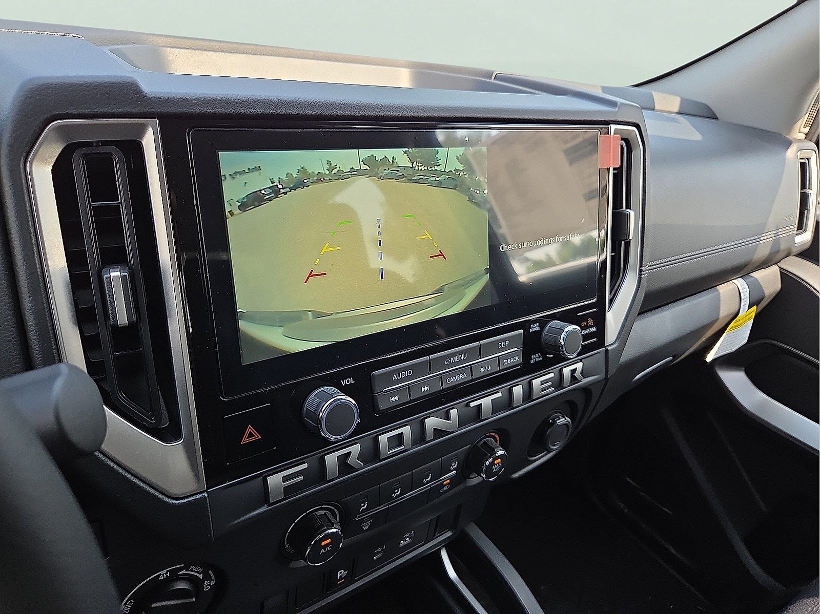 2026 Nissan Frontier Crew Cab SV