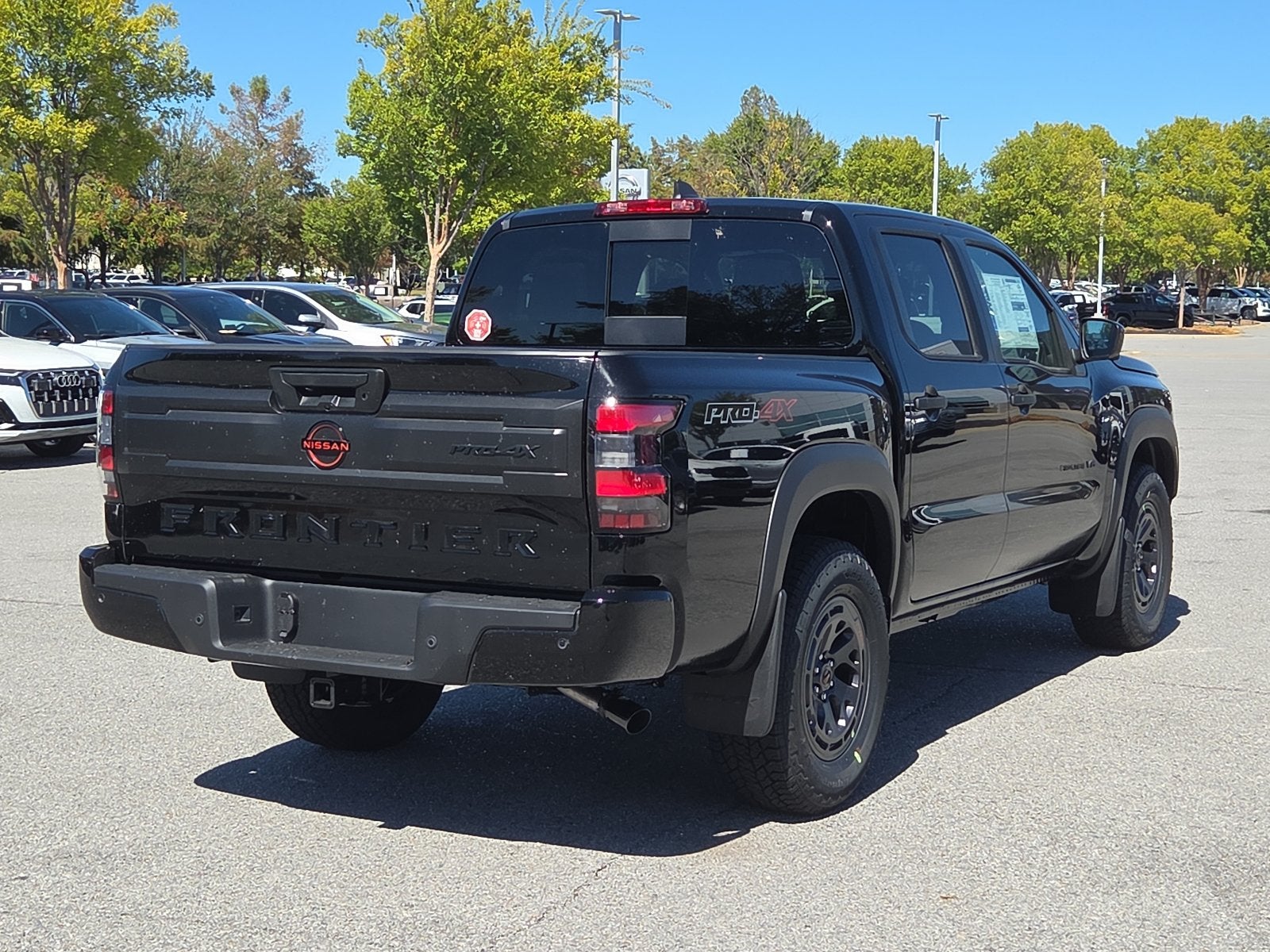 2027 Nissan Frontier Crew Cab PRO-4X®