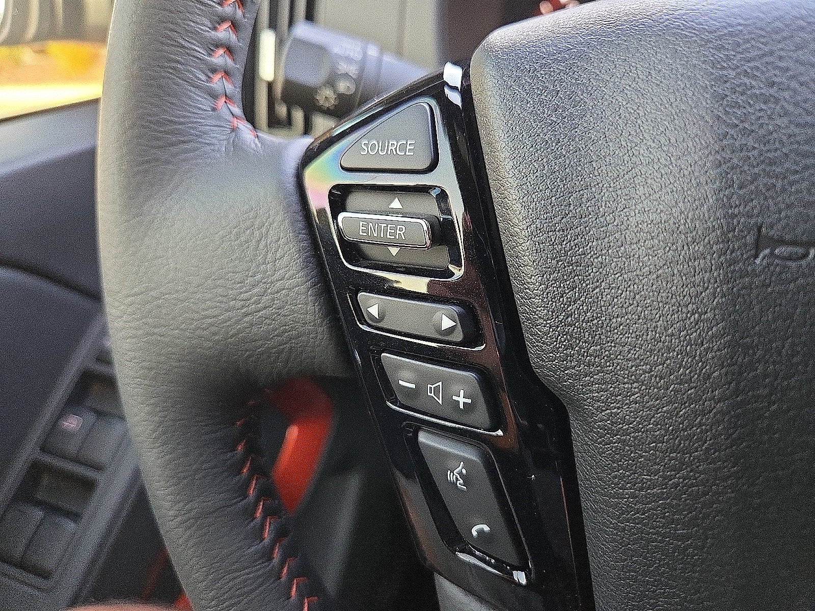 2025 Nissan Frontier Crew Cab PRO-4X®