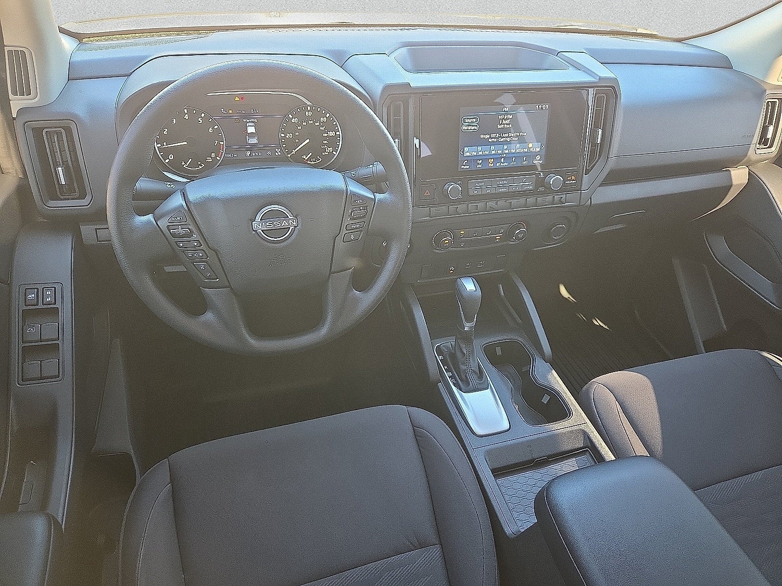2025 Nissan Frontier S