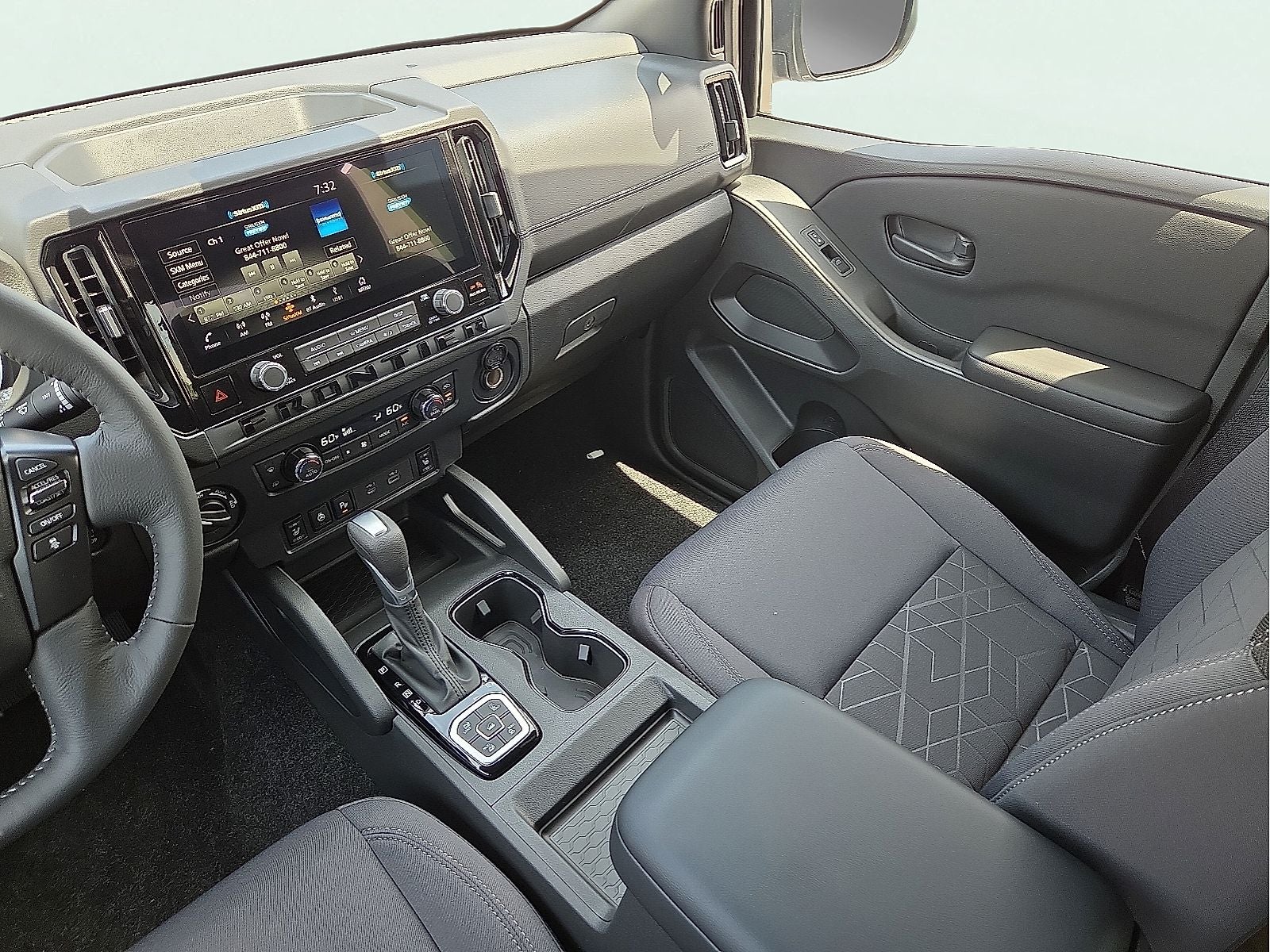 2026 Nissan Frontier Crew Cab SV