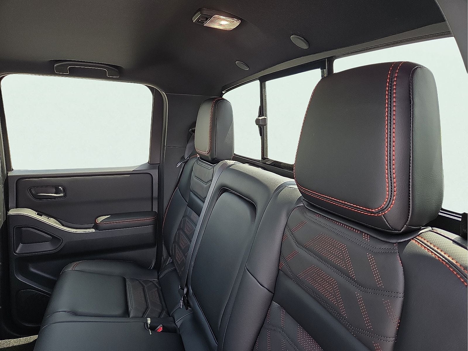 2026 Nissan Frontier PRO-4X w/R Package