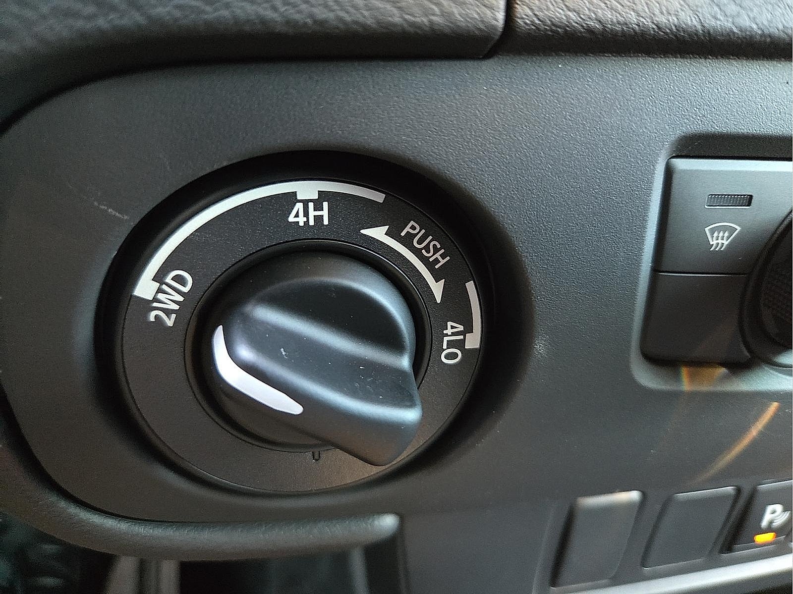 2025 Nissan Frontier Crew Cab PRO-4X®