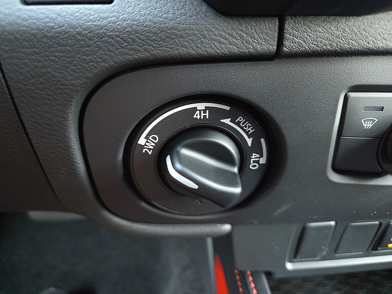 2025 Nissan Frontier Crew Cab PRO-4X®